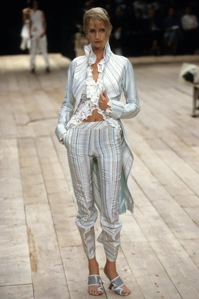 Look 31